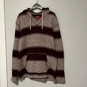 Long sleeve v neck with hood